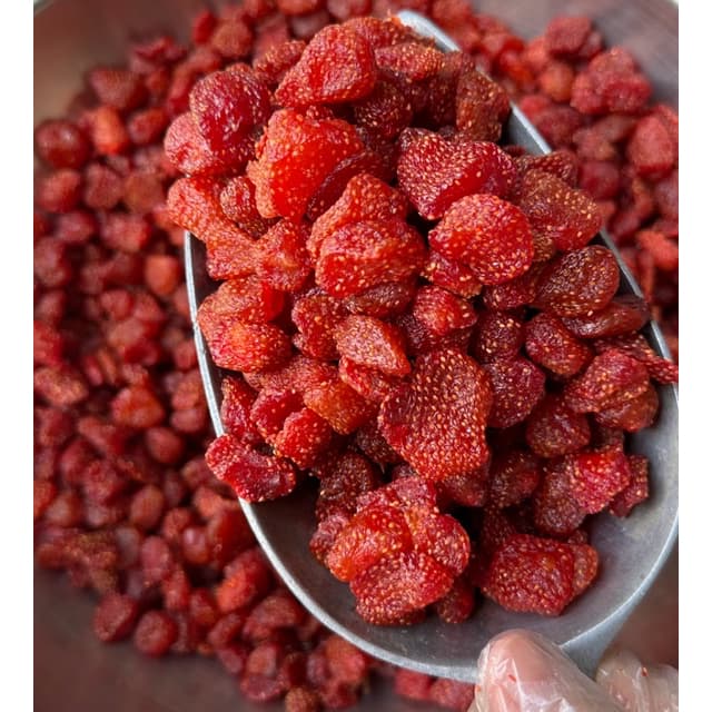 สตรอเบอรี่อบแห้ง ขายดี เปรี้ยว อมหวาน เนื้อหนึบหนับ สะอาด อร่อย สดใหม่ รูปที่ 2
