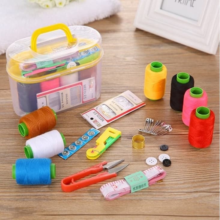 SKY ชุดเย็บผ้า คละสี แบบพกพา Sewing Kit รูปที่ 4