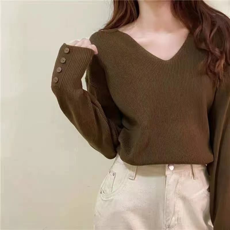 DODO* *เสื้อแขนยาวคอวี สีพื้นเรียบง่าย ติดกระดุมตรงแขน ใส่สวย ดูหร รูปที่ 9