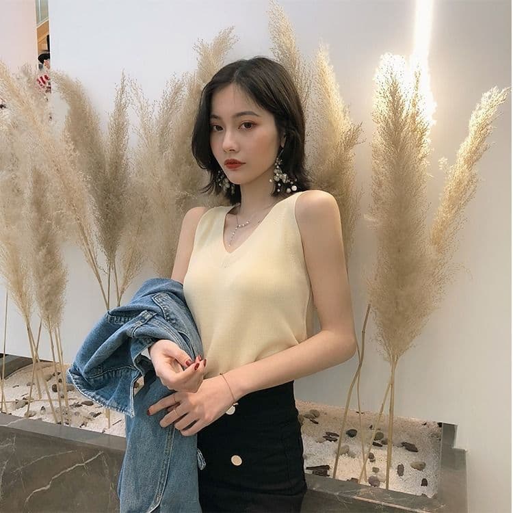 SELLเสื้อผ้าผู้หญิง เสื้อแขนกุดไหมพรม คุณภาพดีสวมใส่สบาย เสื้อกล้ามผ้ายืด คอวี รูปที่ 5