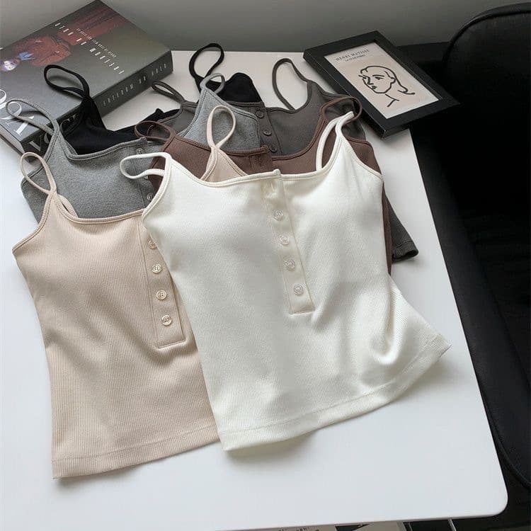 เสื้อสายเดี่ยวผ้าร่องผ้านิ่มใส่สบายมีฟองน้ำในตัว สามารถใส่เเมทได้กับทุกสไตส์ รุ่น B-102 สินค้า จากไทย รูปที่ 4