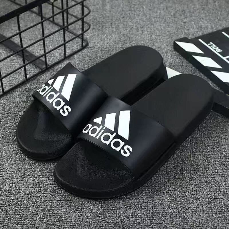 Amazy รองเท้าแตะแฟชั่น ลวดลายโดนใจ สไตล์สปอร์ต เป็นงานแฟชั่นนะทุกคน ราคาเบาๆ มาซื้อกันได้เลย รูปที่ 1