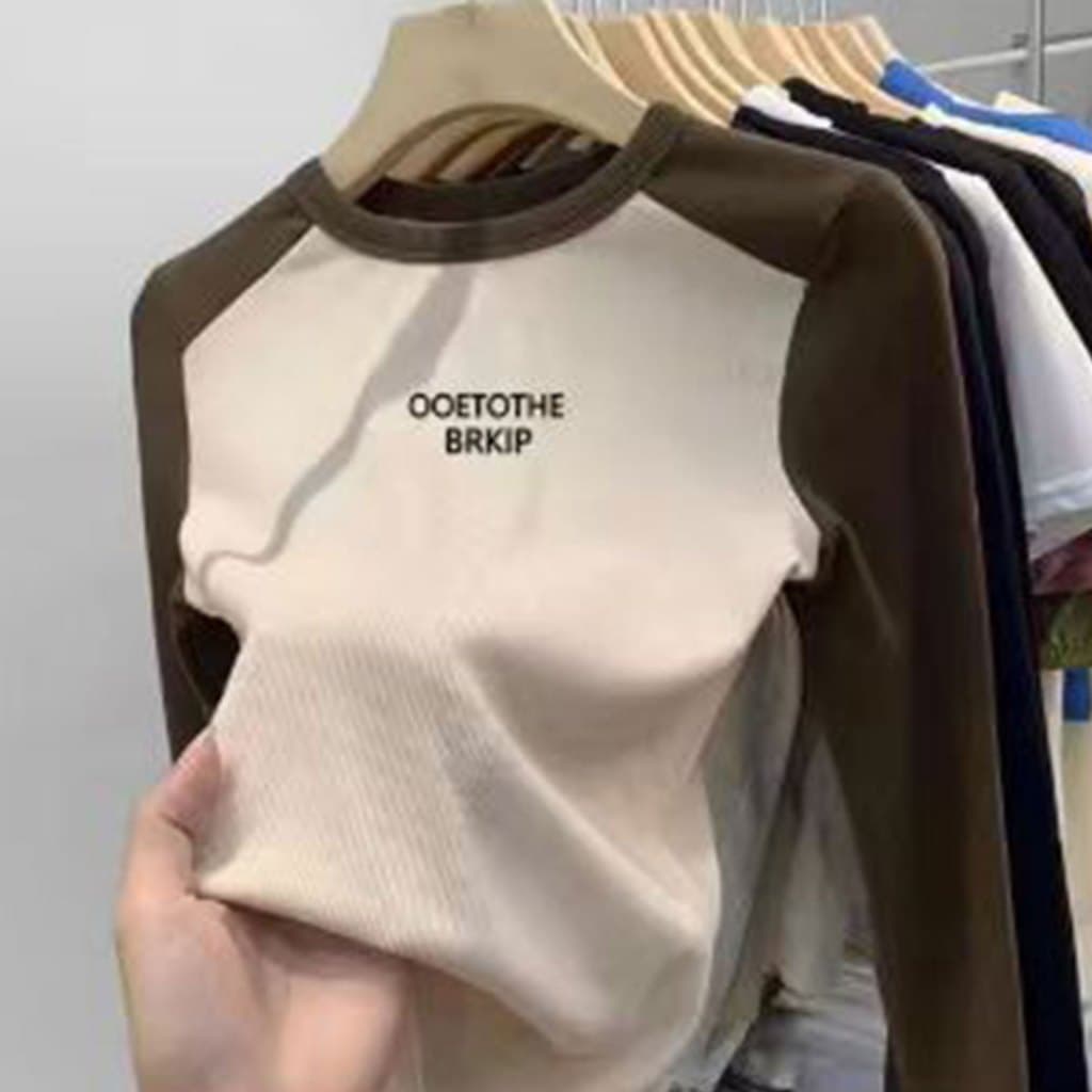 เสื้อแขนยาว สกรีนลายน่ารักมากกก รุ่นนี้ดีเทลแต่งแขนสลับสีทูโทนตัดกับตัวเสื้อ รูปที่ 4