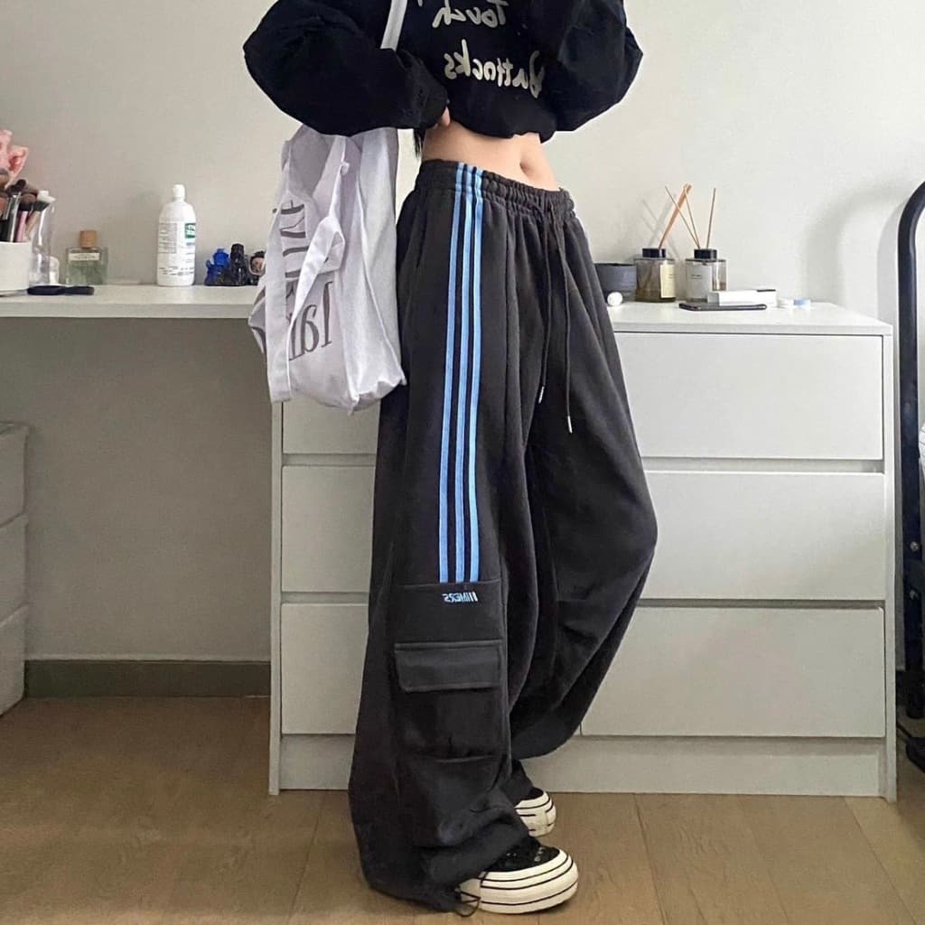 กางเกงลําลองผู้หญิง กางเกงเอวสูง ดีเทลเเทบข้าง มีกระเป๋าด้านข้าง ขาจั้ม รูปที่ 2