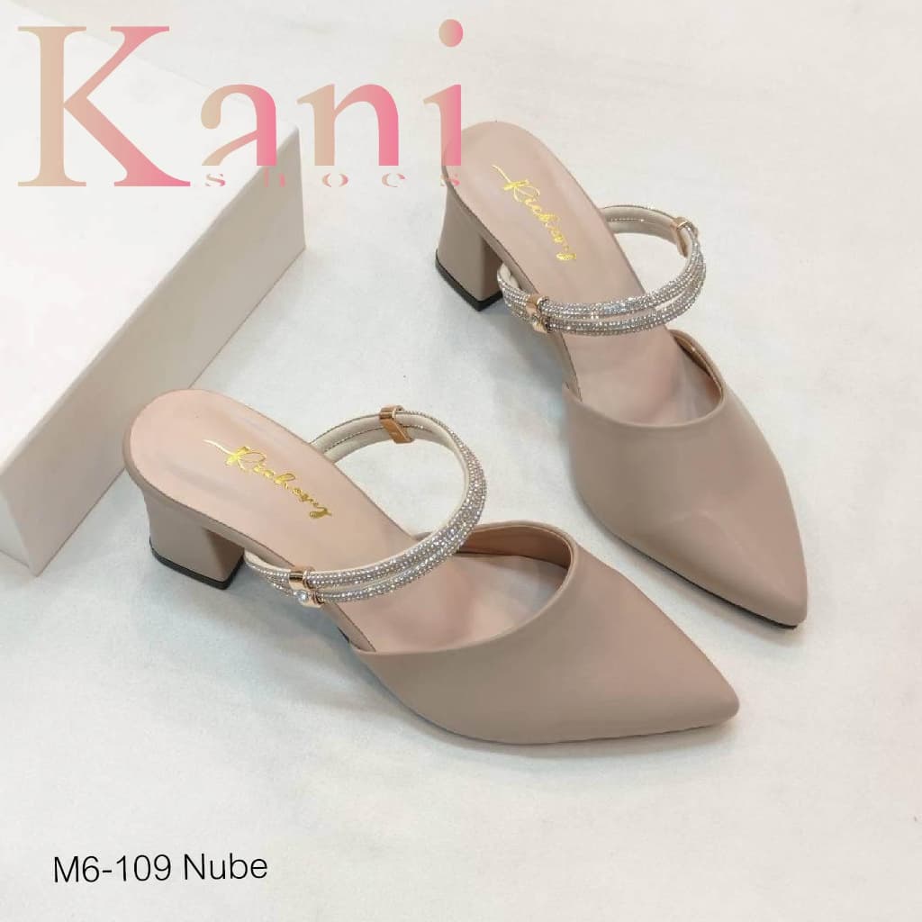 New!!!งานพรีเมี่ยม รองเท้าส้นสูงใส่ได้ทั้งรัดส้นและแบบสวม หนัง PU อย่างดี พื้นรองเท้ามีตัวรับเท้า รูปที่ 3