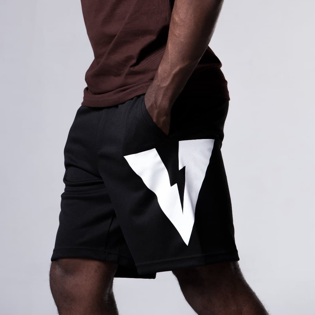 VOLT กางเกงขาสั้น สีดำ กีฬา ออกกำลังกาย 004 VELO ESSENTIALS SHORTS BLACK รูปที่ 1