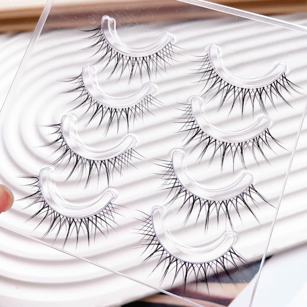 ขนตาปลอม รุ่น BERNICA ขนตาปลอม 3D ความยาว 11 mm. ยาวนุ่ม ไม่แข็ง เป็นธรรมชาติ ขนตาปลอมแกนเอ็นบางใส รูปที่ 9