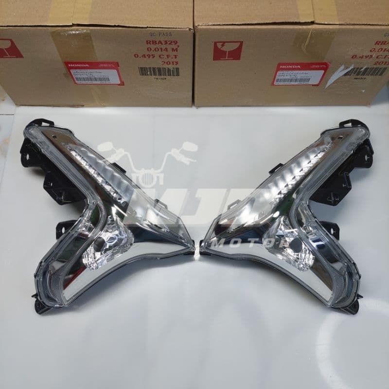 ไฟเลี้ยวหน้าเวฟ125i LED ปี 2019-2025 แท้ศูนย์ รูปที่ 2