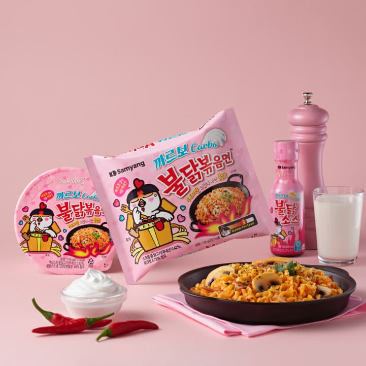 Samyang Buldak Hot Chicken Topokki Carbonara ซัมยัง บูลดัก ฮอตชิคเก้น ต๊อกโปกี รสคาโบนาร่าสูตรเผ็ด รูปที่ 4