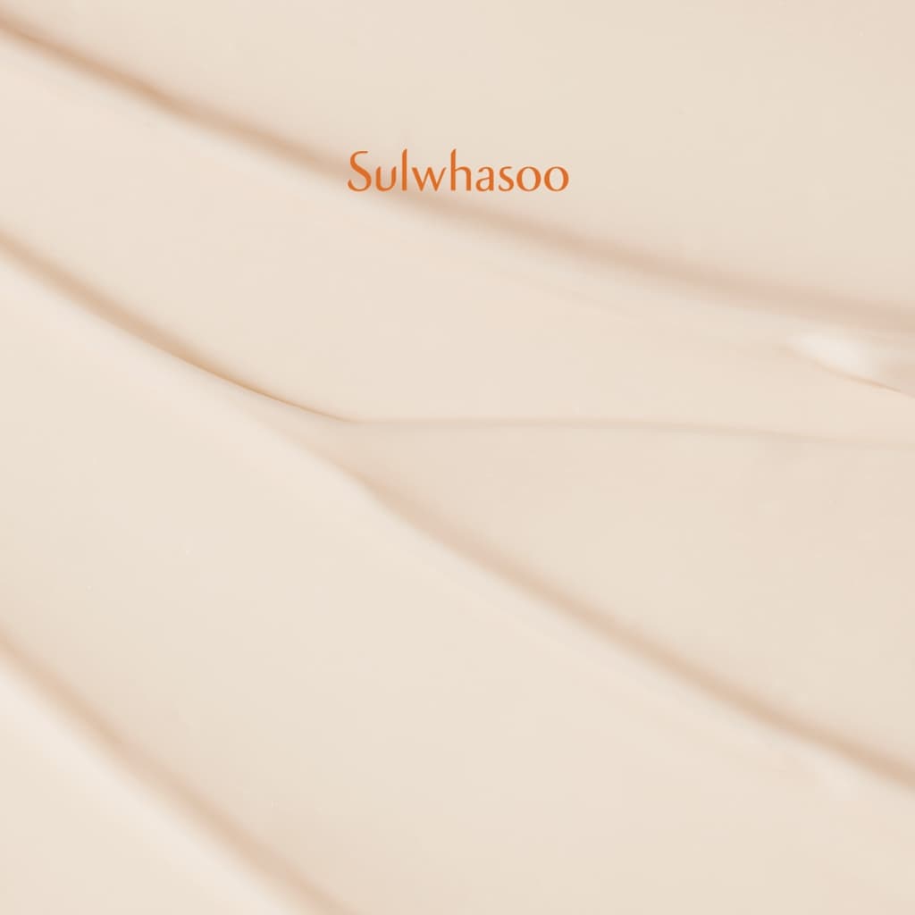 Sulwhasoo Concentrated Ginseng Rejuvenating Eye Cream 15ML อายครีมโสมสูตรเข้มข้น ฟื้นฟูผิวรอบดวงตา รูปที่ 5