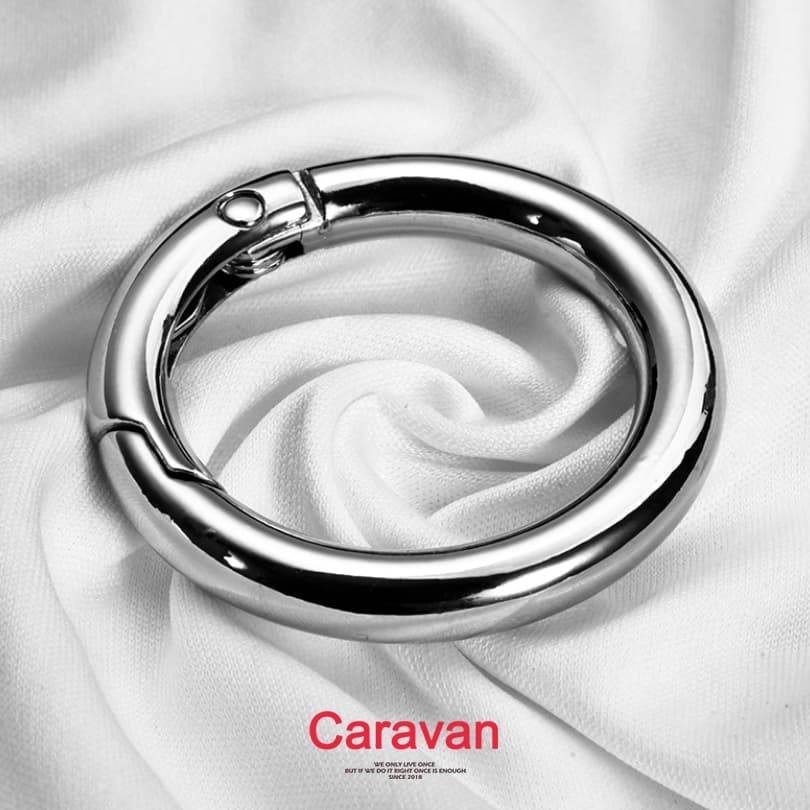 Caravan Crew พวงกุญแจรถยนต์ พวงกุญแจเท่ๆ Keychain พวงกุญแจแปลกๆ รูปที่ 3