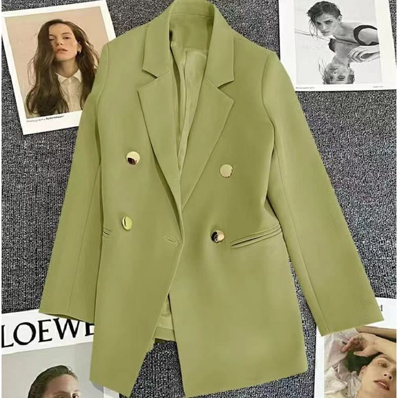 ในไทย SUIT-09 เสื้อเบเซอร์ กระดุมทอง 4 เม็ด สูทแฟชั่น สีพื้น สำหรับผู้หญิง ผ้านิ่ม ใส่สบาย รูปที่ 4