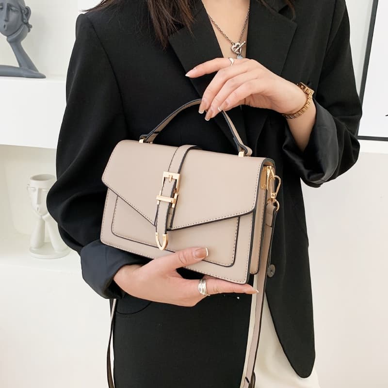 กระเป๋าถือ กระเป๋าสะพาย crossbody หนัง PU พรีเมี่ยม สวยหรู รูปที่ 1