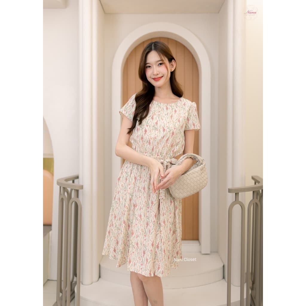 Sandra Dress เดรสไม่ต้องรีด คอกลม ทรงสวย ผ้าเนื้อนิ่มใส่สบาย เที่ยวคาเฟ่ มีซับในทั้งชุดและมีกระเป๋า รูปที่ 8
