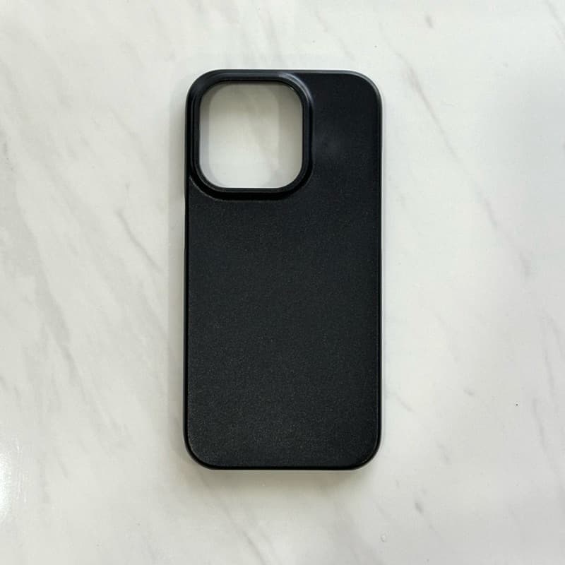 เคสแข็งด้านสีดำ รุ่นiphone, มีทั้งแบบกล้องนูนและไม่นูน รูปที่ 2