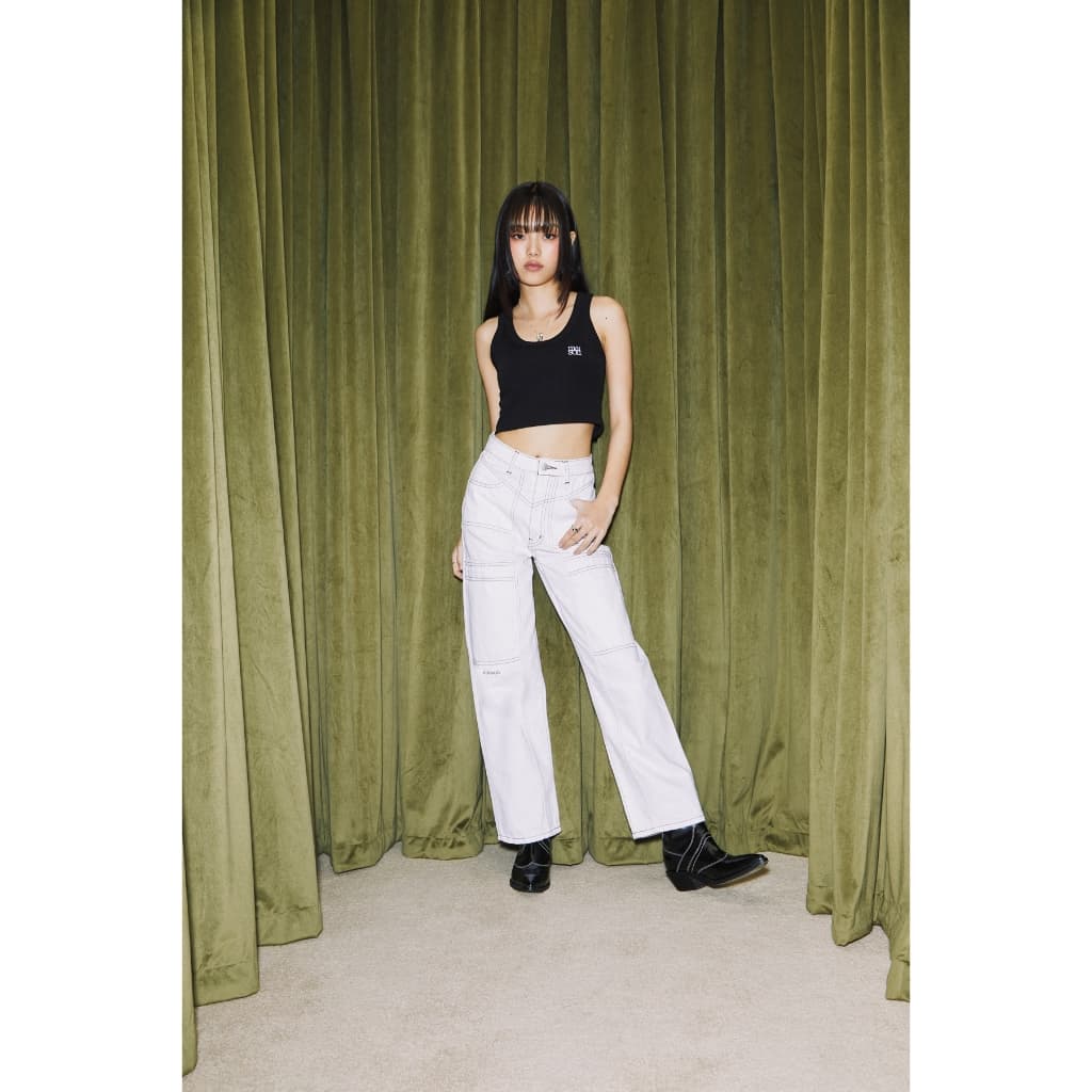 maison KEEPS | Axis Dual Logo Cropped Tank Top | เสื้อกล้ามครอปปักโลโก้ รูปที่ 7