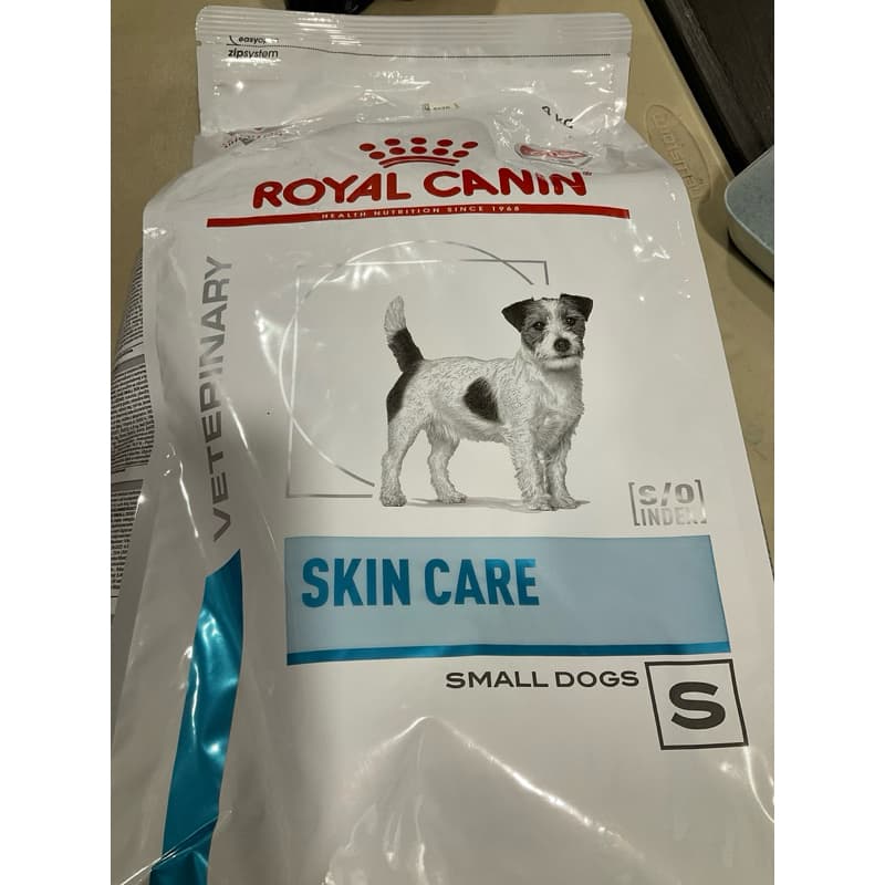 Hot Price!! Royal canin skin care adult small dog ขนาด 4 kg. 4กิโล รูปที่ 2