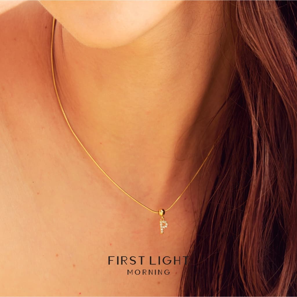 First Light Morning :Letter& Charm Necklace สร้อยคอ + Charm 1 ชิ้น สร้อยตัวอักษร สร้อย alphabet สร้อยปลายเข็ม รูปที่ 4