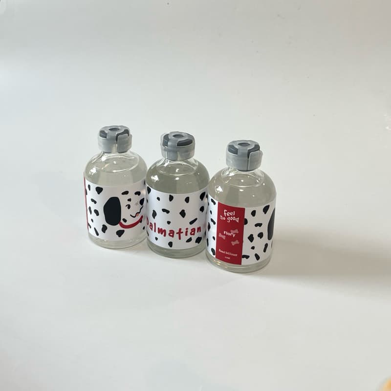 Dalmatian REED DIFFUSER scent Flory ก้านหอมคุณภาพดี หอมกระจายทั่วห้อง รูปที่ 2
