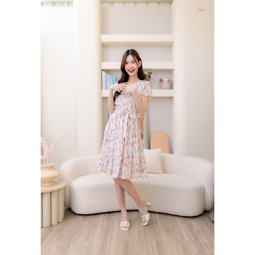 Sandra Dress เดรสไม่ต้องรีด คอกลม ทรงสวย ผ้าเนื้อนิ่มใส่สบาย เที่ยวคาเฟ่ มีซับในทั้งชุดและมีกระเป๋า รูปที่ 4