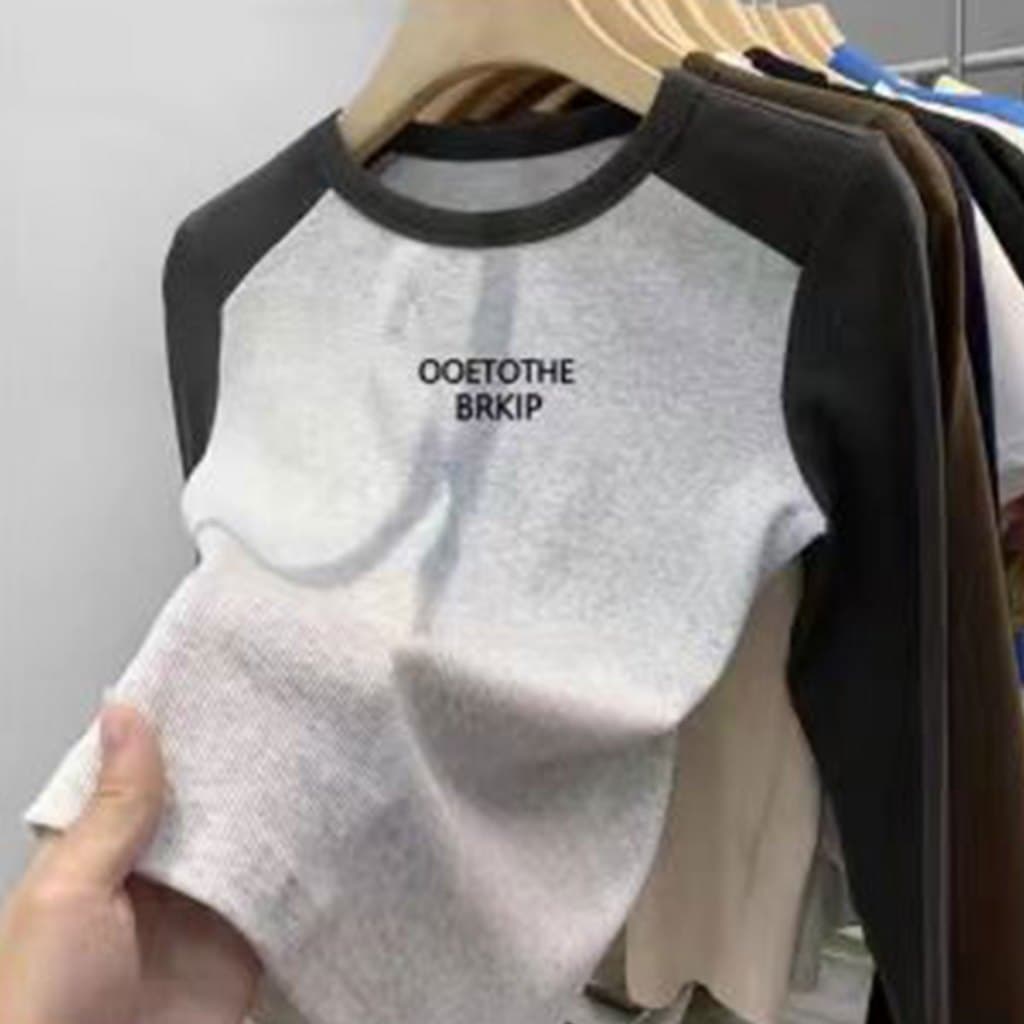 เสื้อแขนยาว สกรีนลายน่ารักมากกก รุ่นนี้ดีเทลแต่งแขนสลับสีทูโทนตัดกับตัวเสื้อ รูปที่ 8