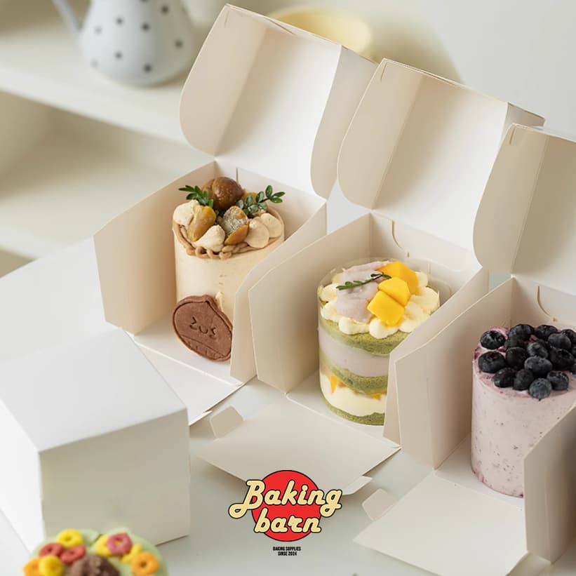Baking Barn ปอนด์ ขาวล้วน ทรงสูง ขนาด10x10x10 ซม. cake box กล่องเค้ก พร้อมฐานรองเค้ก รูปที่ 3