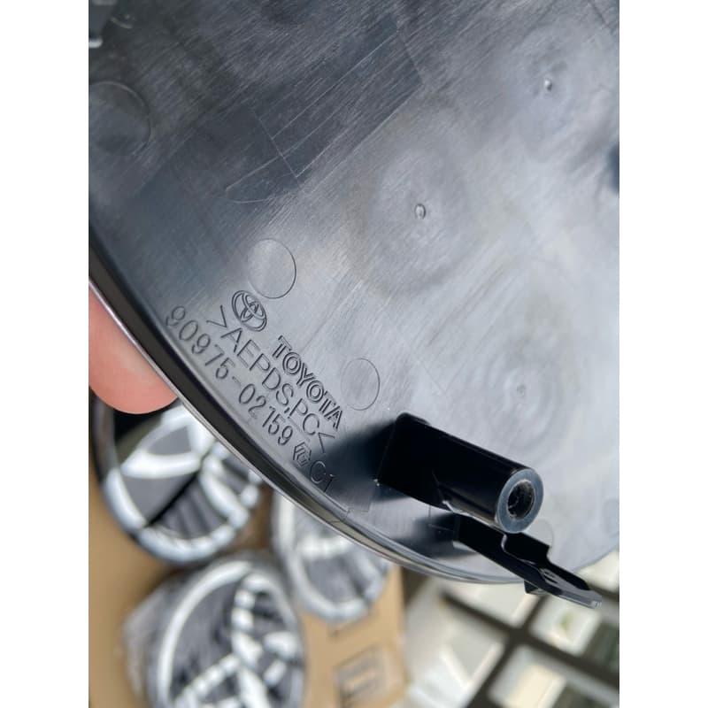 ของแท้!! โลโก้แก้วหน้ากระจัง Toyota 100% NewFortuner Legender Revo Rocco 2020ขึ้นไป รูปที่ 5
