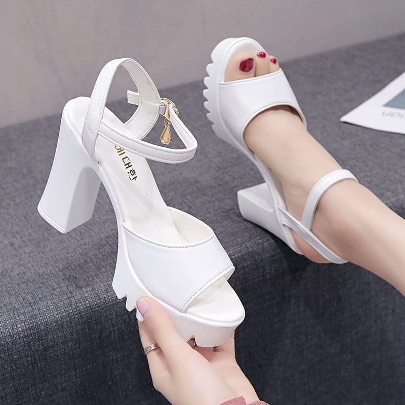 สินค้าพร้อมส่​รองเท้าแตะผู้หญิง จี้คริสตัล ใส่สบาย รองเท้าส้นสูงแฟชั่น รูปที่ 6