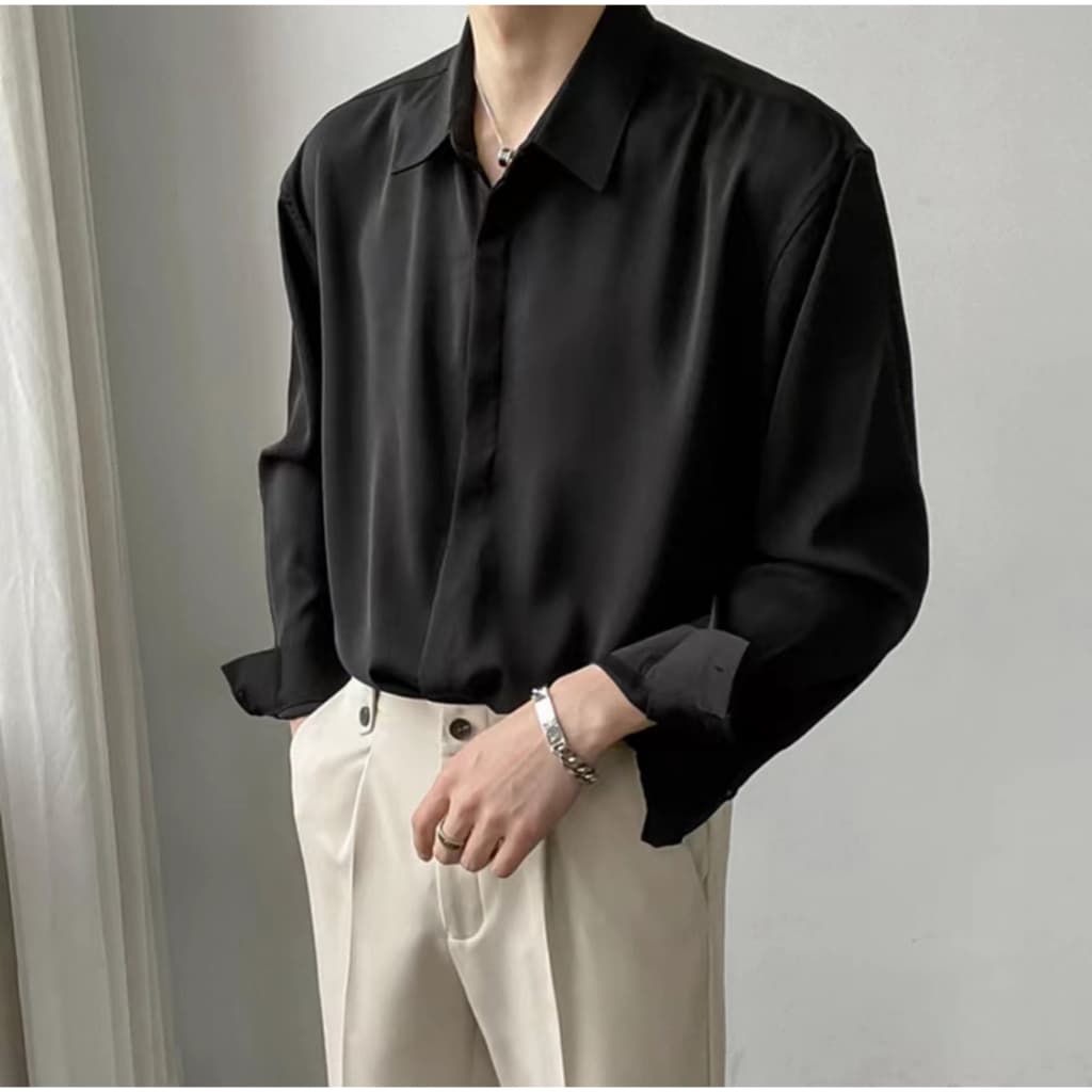 เสื้อเชิ้ตเกาหลี แขนยาว สีพื้น มีไซซ์ M L XL XXL ชาย/หญิงใส่ได้ รูปที่ 1
