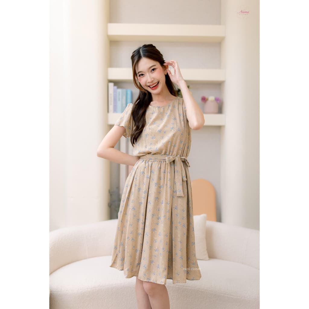 Sandra Dress เดรสไม่ต้องรีด คอกลม ทรงสวย ผ้าเนื้อนิ่มใส่สบาย เที่ยวคาเฟ่ มีซับในทั้งชุดและมีกระเป๋า รูปที่ 6