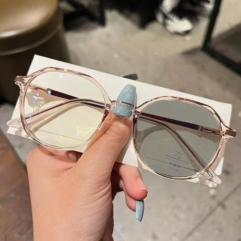 My Girl แว่นสายตาสั้น, เปลี่ยนเลนส์ป้องกันแสงแดดอัตโนมัติ -100 ถึง -400 สีมีกรอบพลาสติกและดูสวยงามเมื่อสวมใส รูปที่ 3
