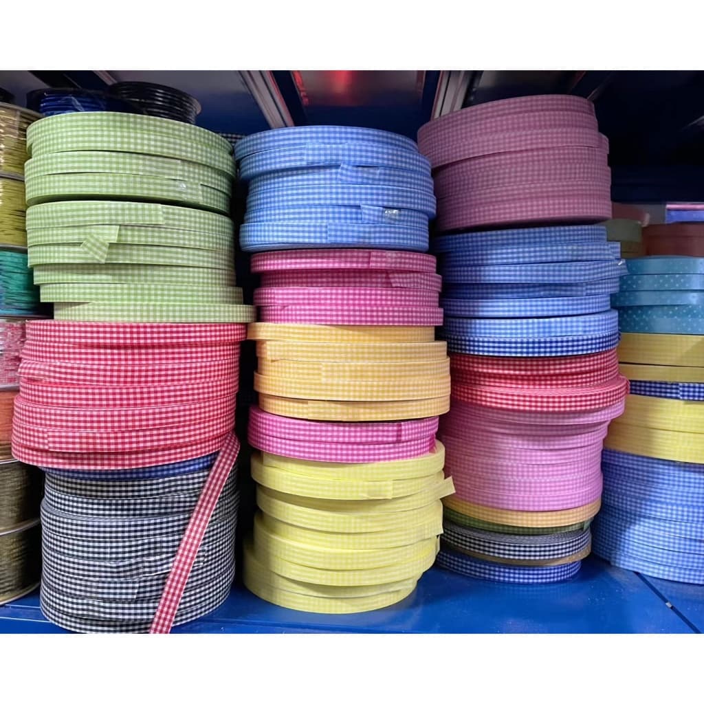 ! ริบบิ้นผ้าลายสก็อต กว้าง13มิล ม้วนละ100หลา มีให้เลือกหลากสี รูปที่ 1