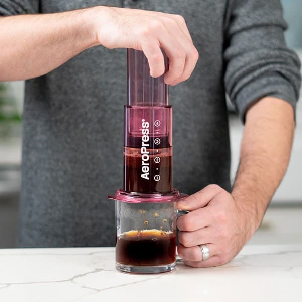 เครื่องชงกาแฟ Aeropress Coffee Maker Color - Clear Limited Edition รูปที่ 4