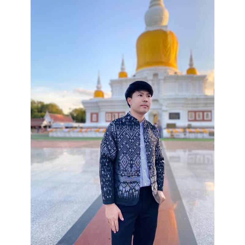เสื้อคลุมคอจีนสีดำ : เสื้อคลุมผ้าไทย ใส่ทำงาน ทรงสวยดูดี เสื้อคลุมผู้ชาย รูปที่ 3