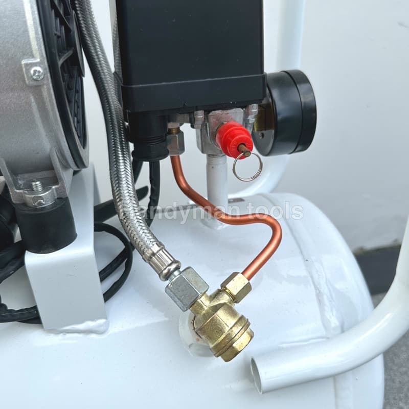 ETOP ปั๊มลม ถังลม ปั๊มลมโรตารี่ ปั๊มลมออยฟรี ขนาด 30 ลิตร กำลัง 1100W ทองแดงแท้ + อุปกรณ์ 6 อย่าง รูปที่ 6