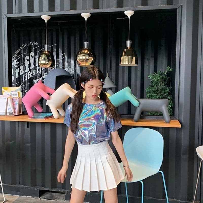 Q4/4เสื้อยืดกลิตเตอร์ คอกลมแขนสั้นผ้าวิ้งค์ กลิตเตอร์เนื้อละเอียด ทรงสวย ในไทยจ้า รูปที่ 4