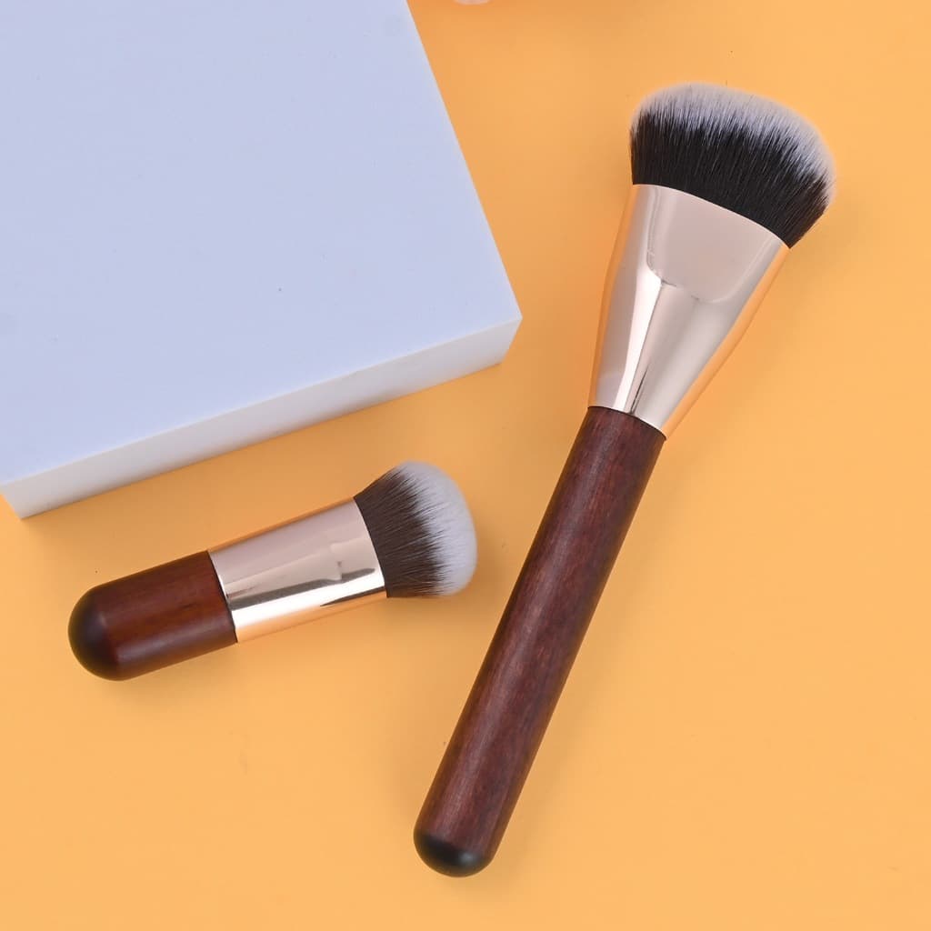 #94 แปรงแต่งหน้า All-in-One แปรงเทพ ลงรองพื้น ปัดแป้ง ปัดแก้ม ขนหนานุ่มแน่นเนียนกริบ รูปที่ 4