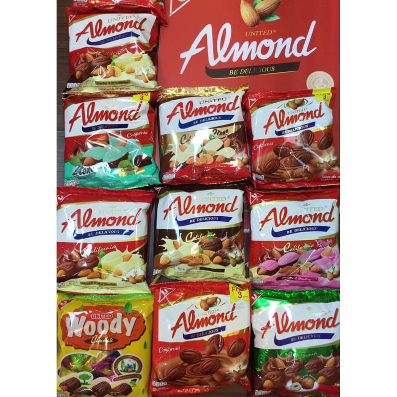 United Almond ยูไนเต็ดอัลมอนด์เคลือบช็อคโกแลต มีให้เลือก 5 รสชาติ 247.5 กรัม 46 เม็ด รูปที่ 1