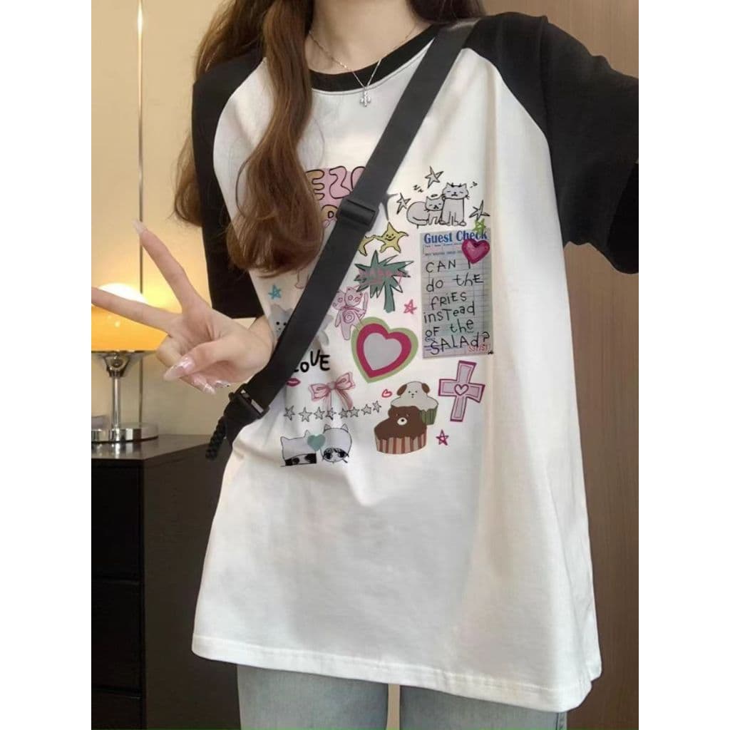 เสื้อยืดสวยๆผู้หญิงที่กําลังฮิต oversize เสื้อผ้าสไตล์ญี่ปุ่นน่ารัก แฟชั่นเกาหลี เสื้อโอเวอร์ไซส์วินเทจ สตรีทสีทูโทนม้าก รูปที่ 2
