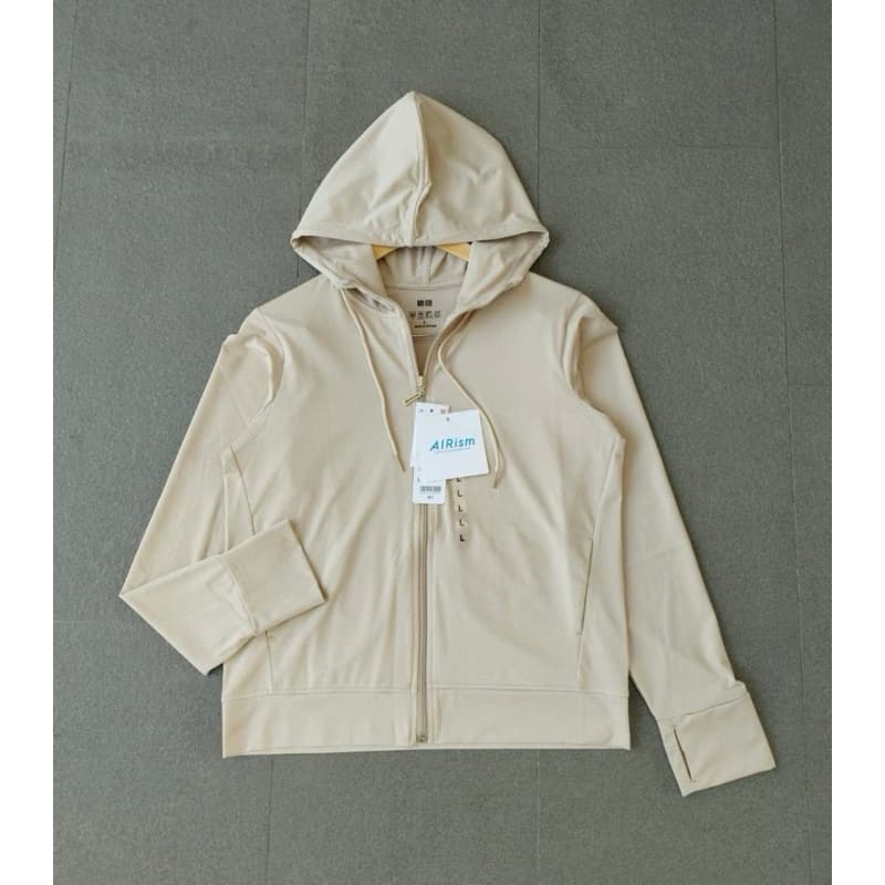AIRism UV Protection เสื้อแขนยาวกันยูวี สีครีม รูปที่ 2
