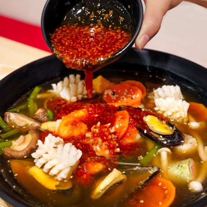 SUKI & BBQ Sauce 380g น้ำจิ้มสุกี้อร่อยมากเผ็ด รสชาติเป็นเอกลักษณ์ แบรนด์ "Mai Phed Mai Aroi" รูปที่ 7