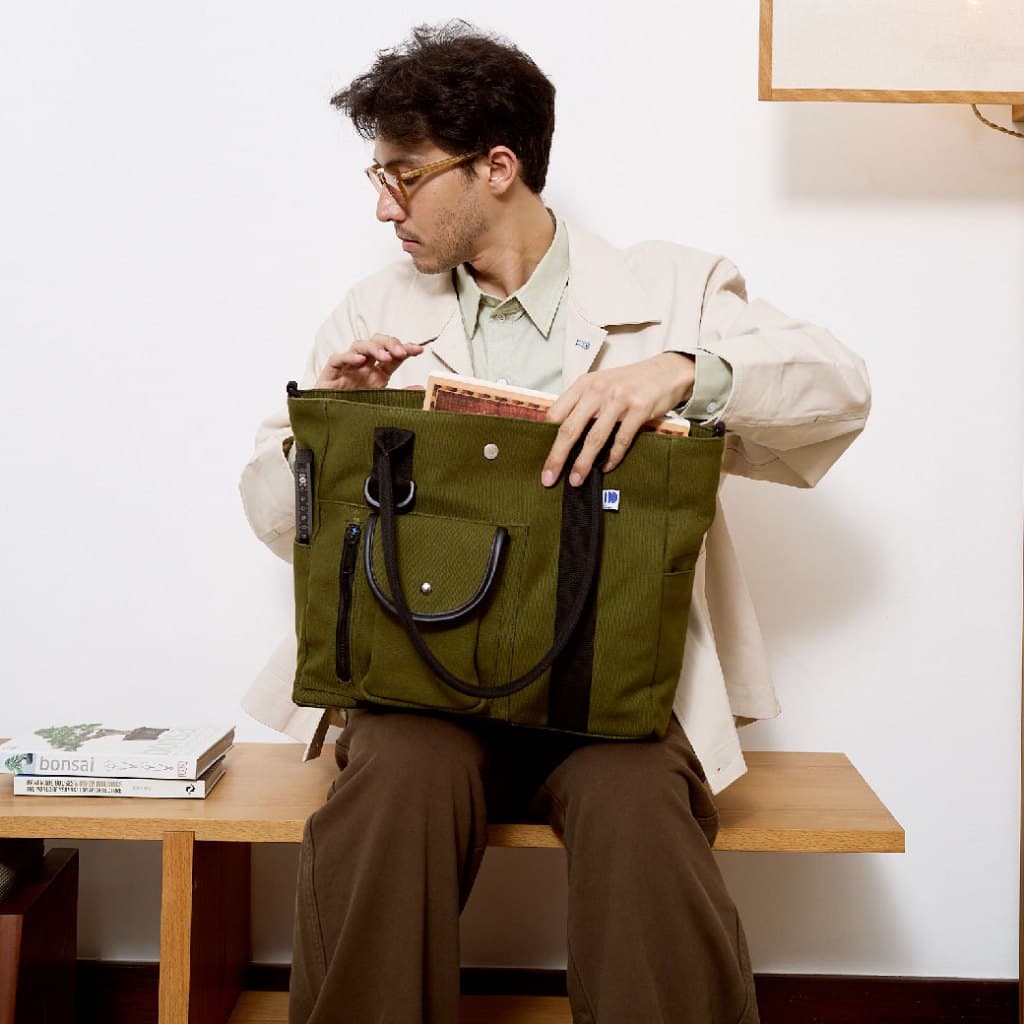 Kodangs Carpenter Bag Vol.4 กระเป๋าสะพายข้างผู้ชาย ซิบ ผ้ากันน้ำ ใส่คอม13-15นิ้วได้ รูปที่ 3