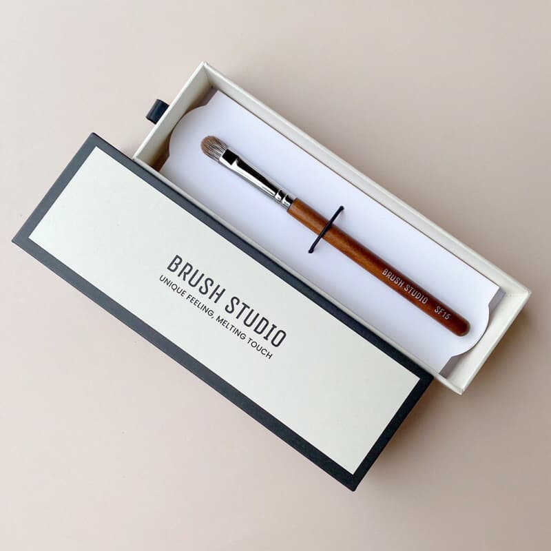 BRUSH STUDIO : SF15 Silver Fox Medium Eyeshadow Brush แปรงแต่งตาขนจิ้งจอกเงินขนาดกลาง รูปที่ 8