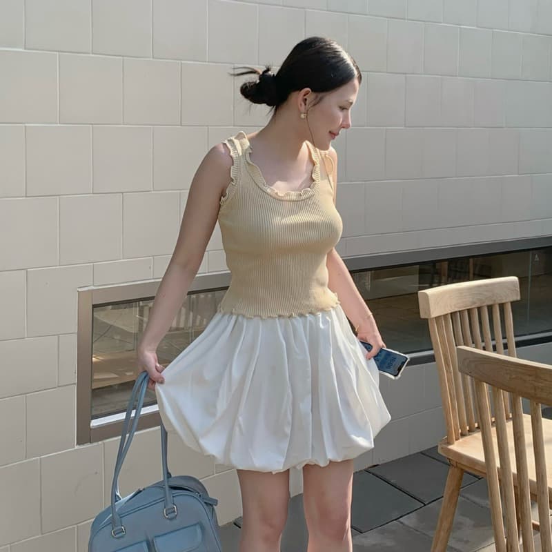 𝐁𝐀𝐋𝐋𝐎𝐎𝐍 𝐒𝐊𝐈𝐑𝐓 กระโปรงบอลลูน กระโปรงมินิมอล มีซับในกางเกง รูปที่ 5