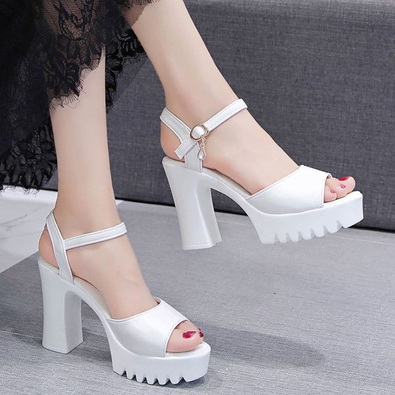 สินค้าพร้อมส่​รองเท้าแตะผู้หญิง จี้คริสตัล ใส่สบาย รองเท้าส้นสูงแฟชั่น รูปที่ 5