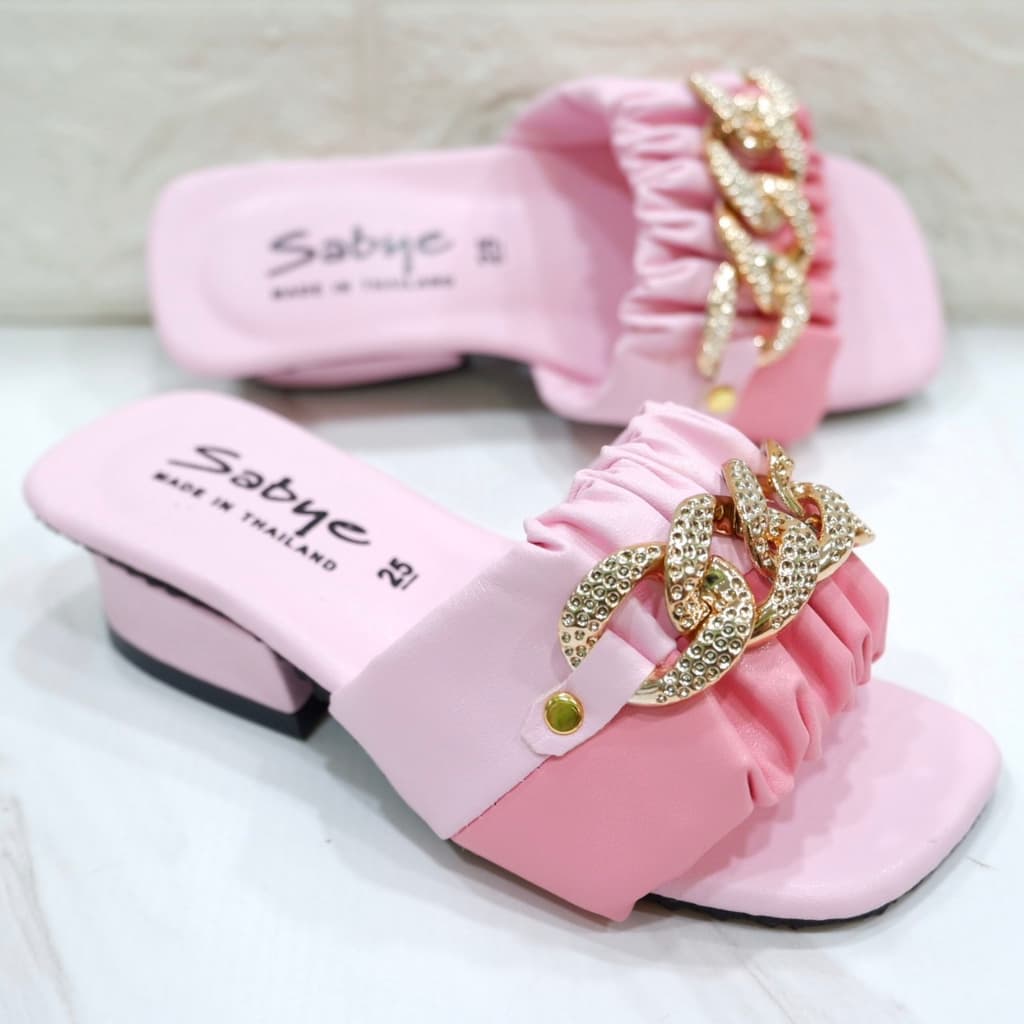 ส่งเร็ว ไซส์ 25-36 รองเท้าส้นสูงเด็ก สูง 1.5 นิ้ว รองเท้าสวยงามเด็ก ลายโซ่ สีม่วง ชมพู โอโรส รูปที่ 4