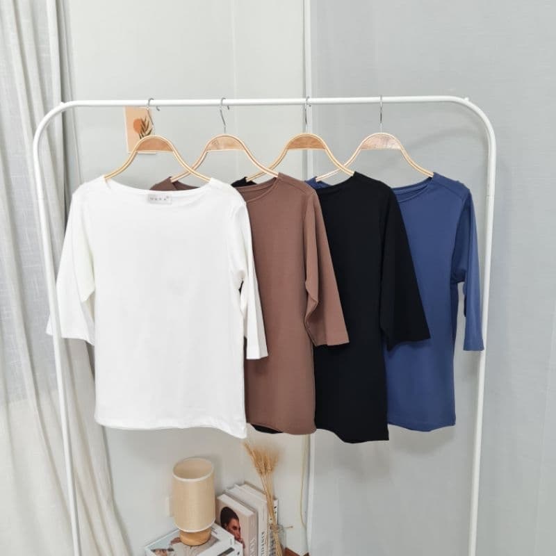 WARA เสื้อคอปาดแขนศอก ผ้า Cotton spandex รูปที่ 8