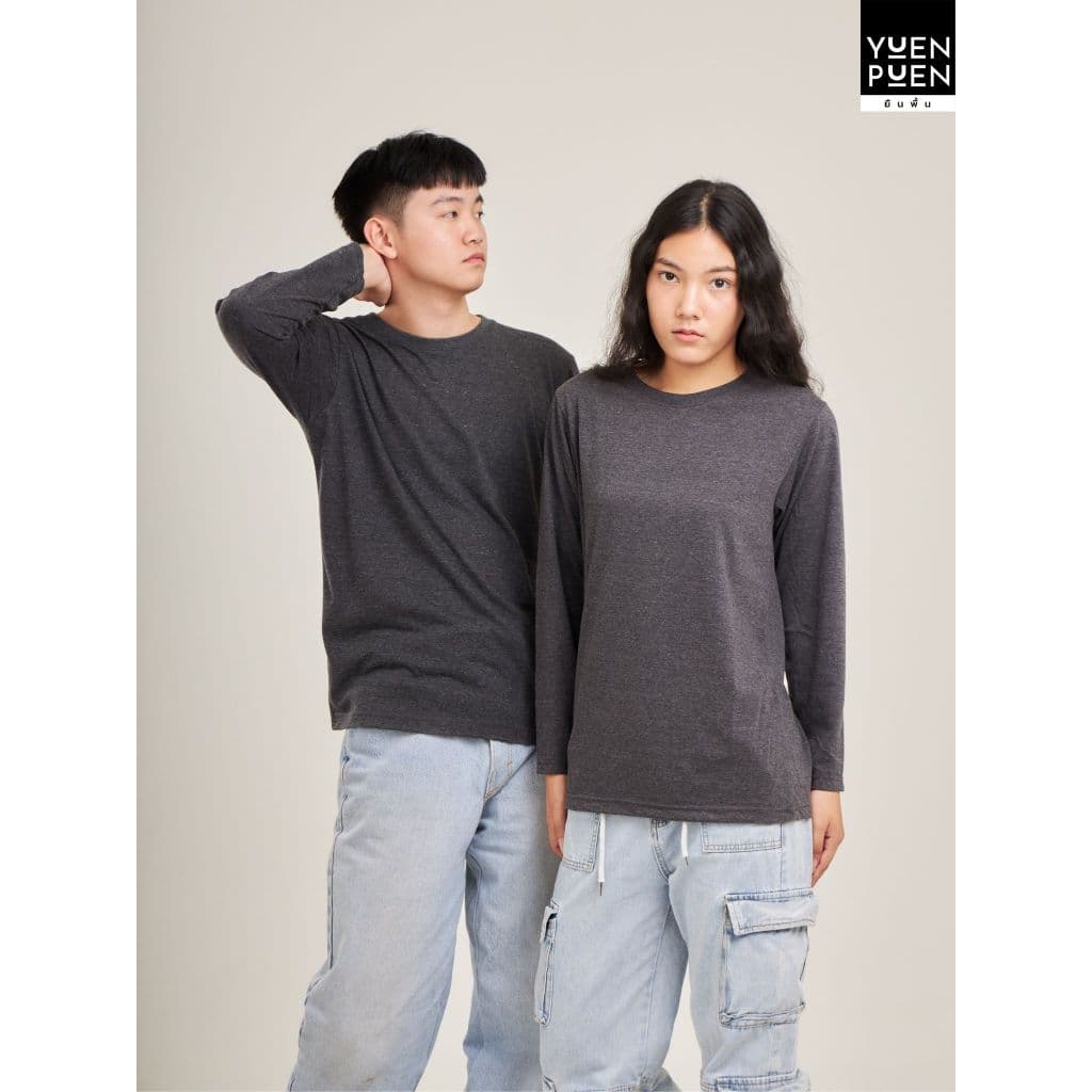 YuenPuen เสื้อยืดแขนยาว สีเทาดำ ยืนพื้น ไม่ยืด ไม่ย้วย ไม่ต้องรีด สีพื้น เนื้อผ้านุ่มใส่สบาย รูปที่ 4