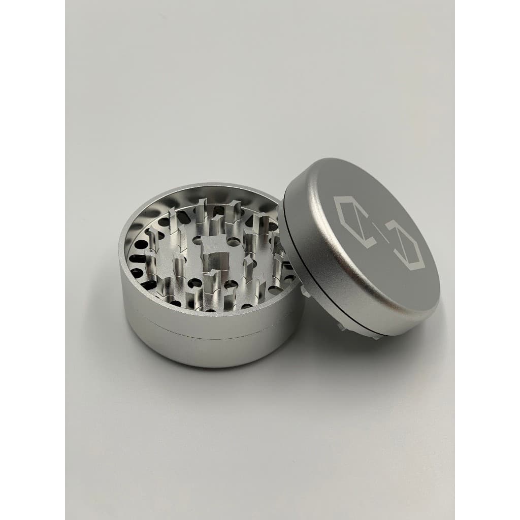 Cannadude 420 Magnetic Grinder Aluminium Ultra Grinder เครื่องบดอลูมิเนียม Premium รูปที่ 2