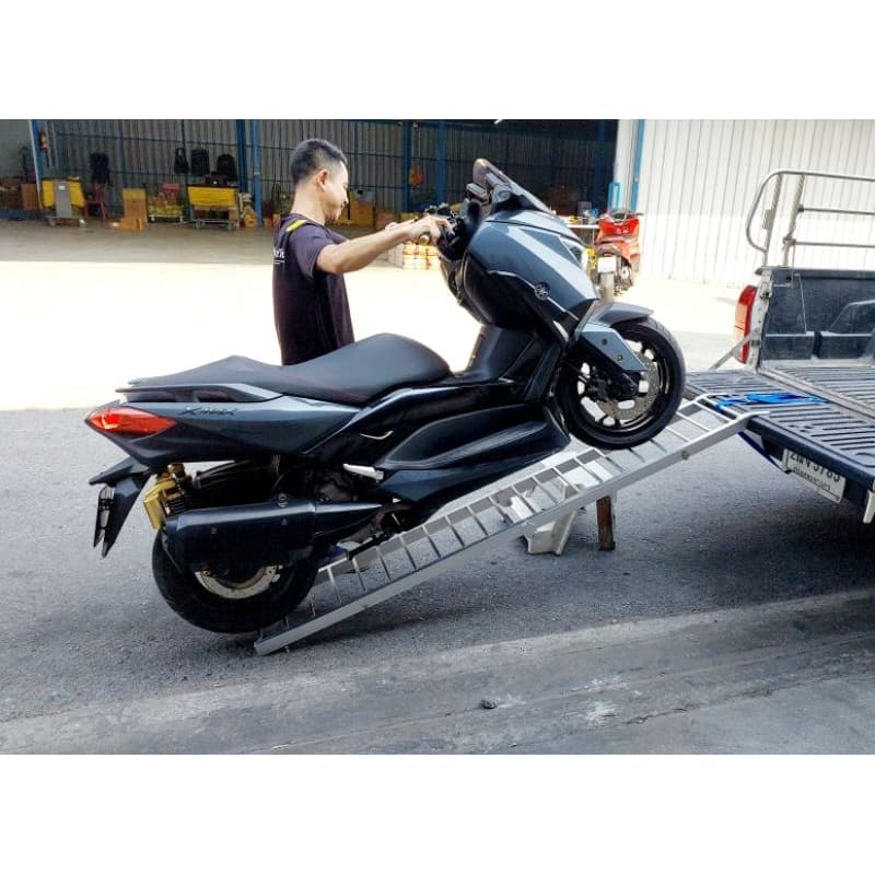 บันไดขึ้นรถ บันไดขึ้นรถมอเตอร์ไซค์ บันไดพับได้ รับน้ำหนักได้ 250 Kg. ผลิตจากเหล็กกัลวาไนซ์ รูปที่ 8